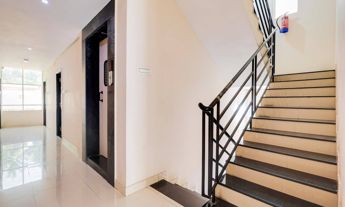 Kakinada House | Super Collection O Kakinada Near Jntu