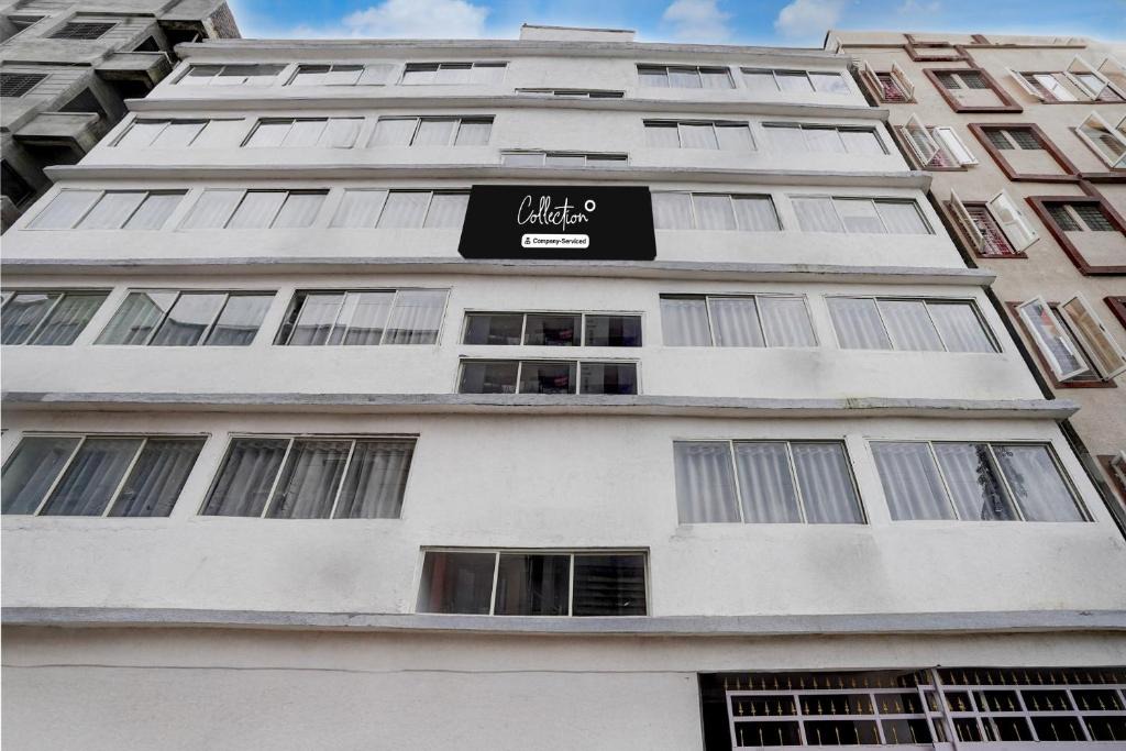 Phase 1 Hotel | Super Collection O Laxmi Chowk Hinjewadi