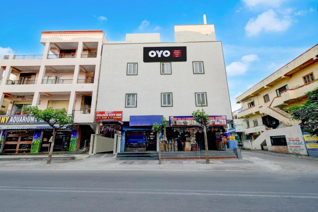 Dr AS Rao Nagar Hotel | Super HOTEL O GOLDEN CITY INN