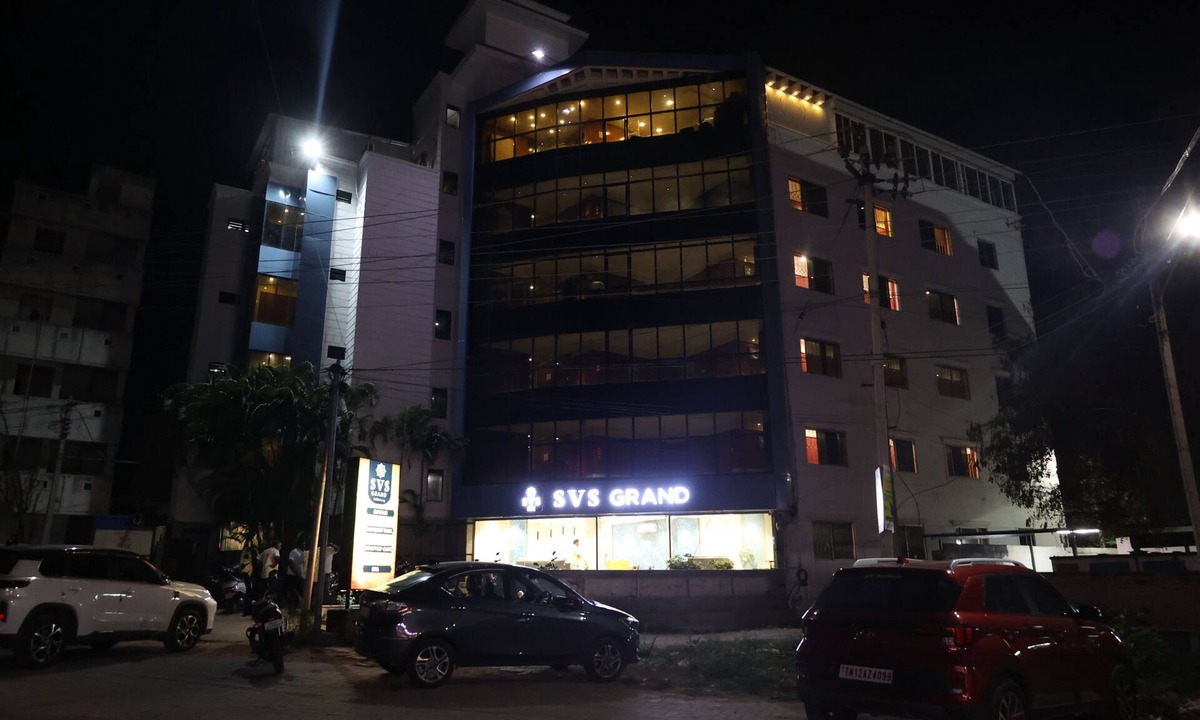 Dindigul Hotel | SVS Grand