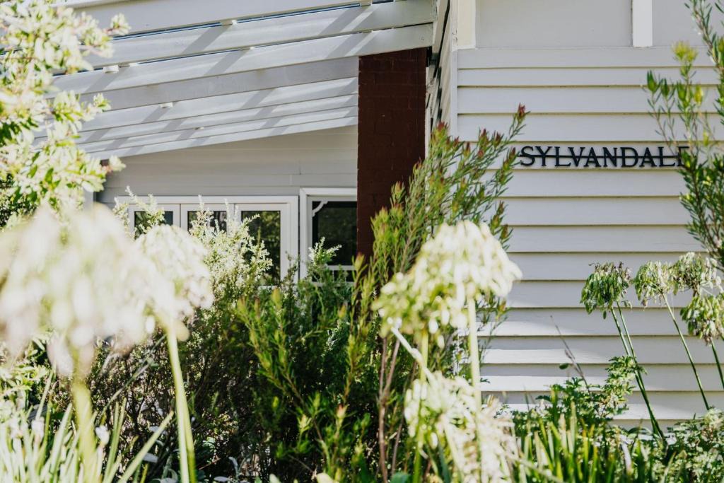 Hepburn Springs House | Sylvandale
