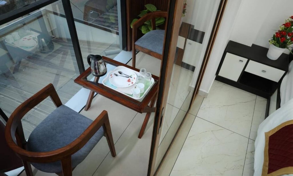 Thankamony part Hotel | The Avis Resort and Homestay