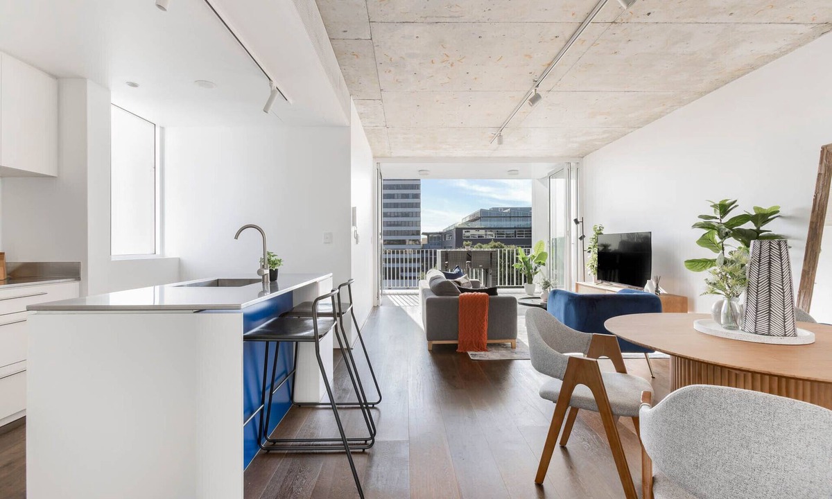 Surry Hills Apartment | The Chromatic Apartments by Urban Rest