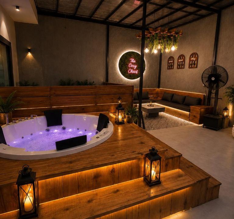 Taj Ganj House | The Cozy Chaos - Spa Jacuzzi -Private Terrace - Taj Mahal