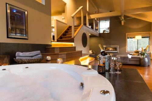 Mount View Villa | The Edge Villa