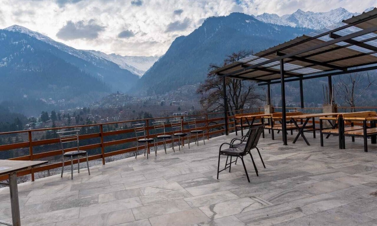Vashist Hotel | The himalayan Drift Cottage
