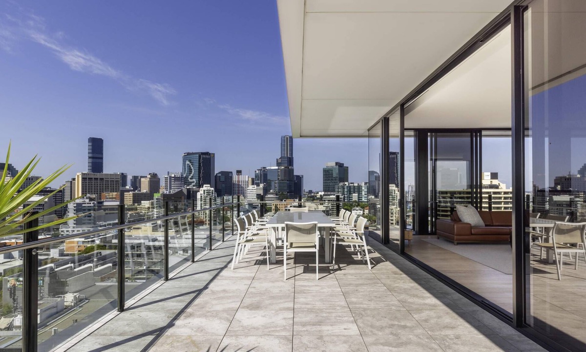 Spring Hill Hotel | The Johnson Brisbane - Art Series