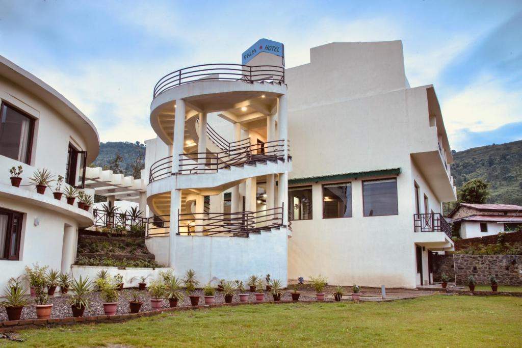 Bhagtpura Hotel | The Palm Resort-Luxuria