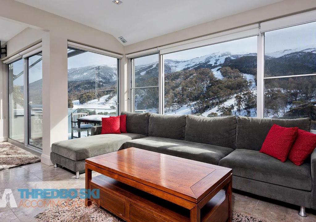 Thredbo Ski Chalet | The Peak 6