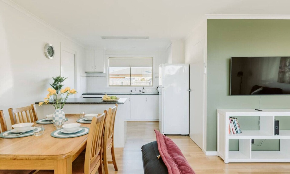 Devonport House | The Seaside Spot Devonport