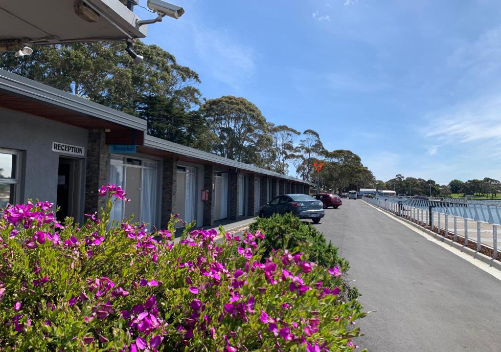 Wynyard Hotel | The Waterfront Wynyard