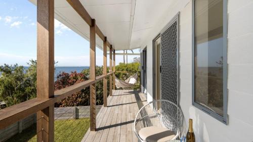 Beachmere House | Time to Drift, Time to Reset