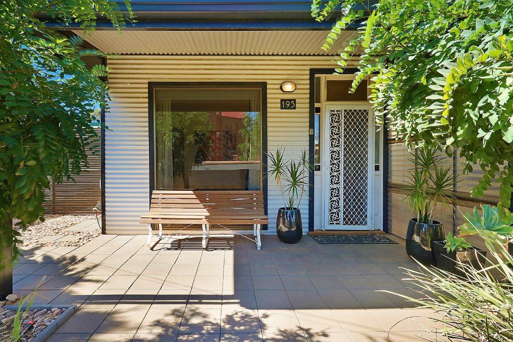 Broken Hill Villa | Townhouse 3