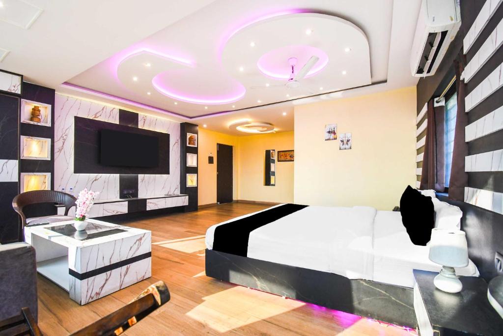 Dhanbad Hotel | Townhouse Hirak Road Dhanbad