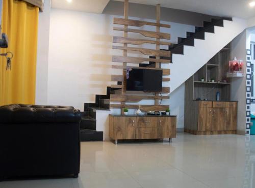 Lansdowne Villa | Tranquility In The Hills 2BHK Villa