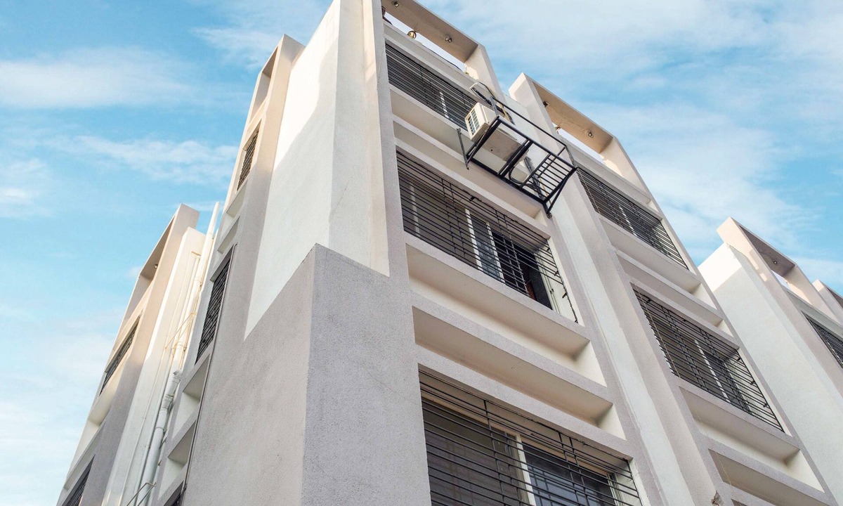 Pune Hotel | Treebo Naunidh Suites
