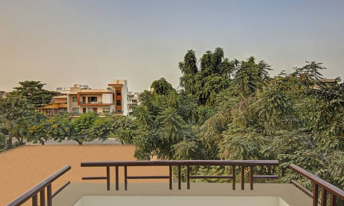 Ghata Hotel | Treebo Trend Amexx Sector 55