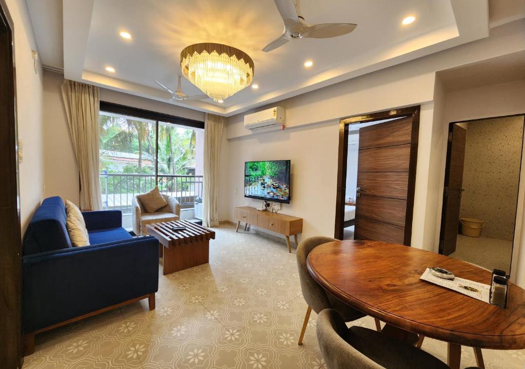 Candolim Apartment | Tropical 2BHK Retreat in Candolim with Mangrove Views - Pet Friendly Stay