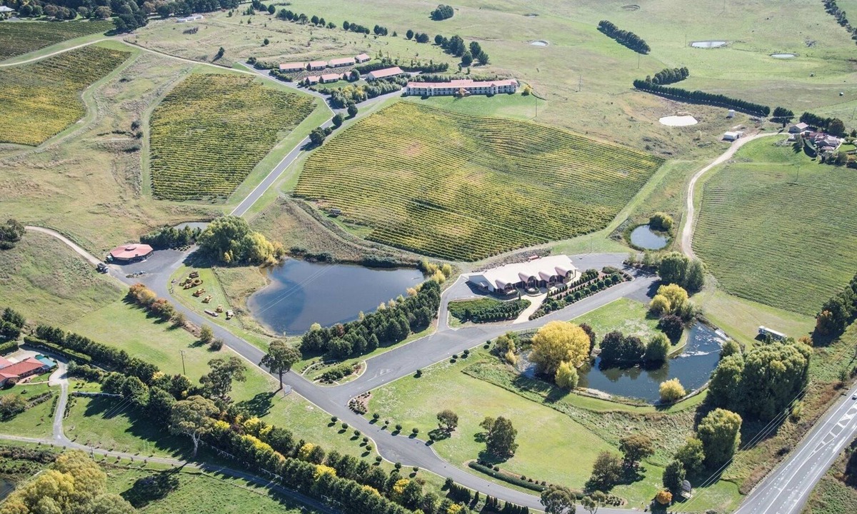 Orange Hotel | Turners Vineyard