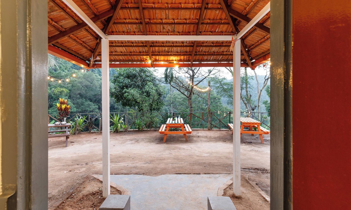 Madikeri Hotel | Underground Hostel By Bilwa Estate