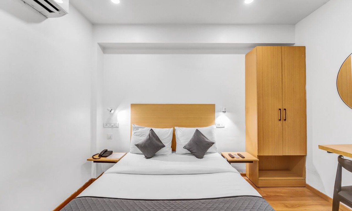 Thoraipakkam Hotel | UPAR Hotels Thoraipakkam OMR