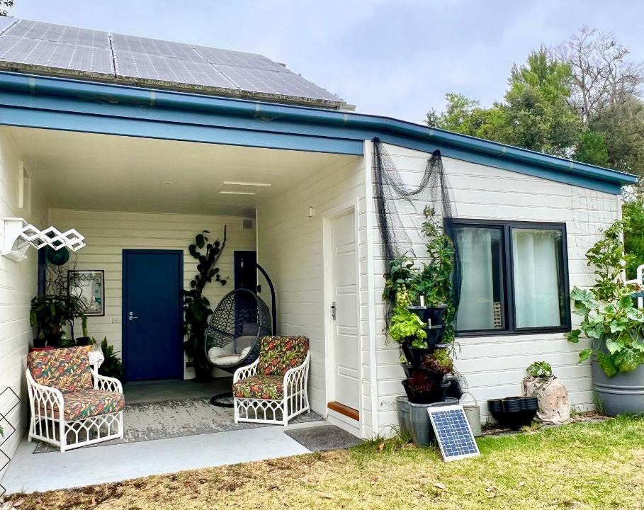 Cowes House | Uringah