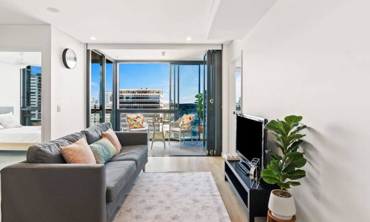 Fortitude Valley Apartment | Valley Centre,Rooftop Pool, 2bed2bath Apt +Carpark