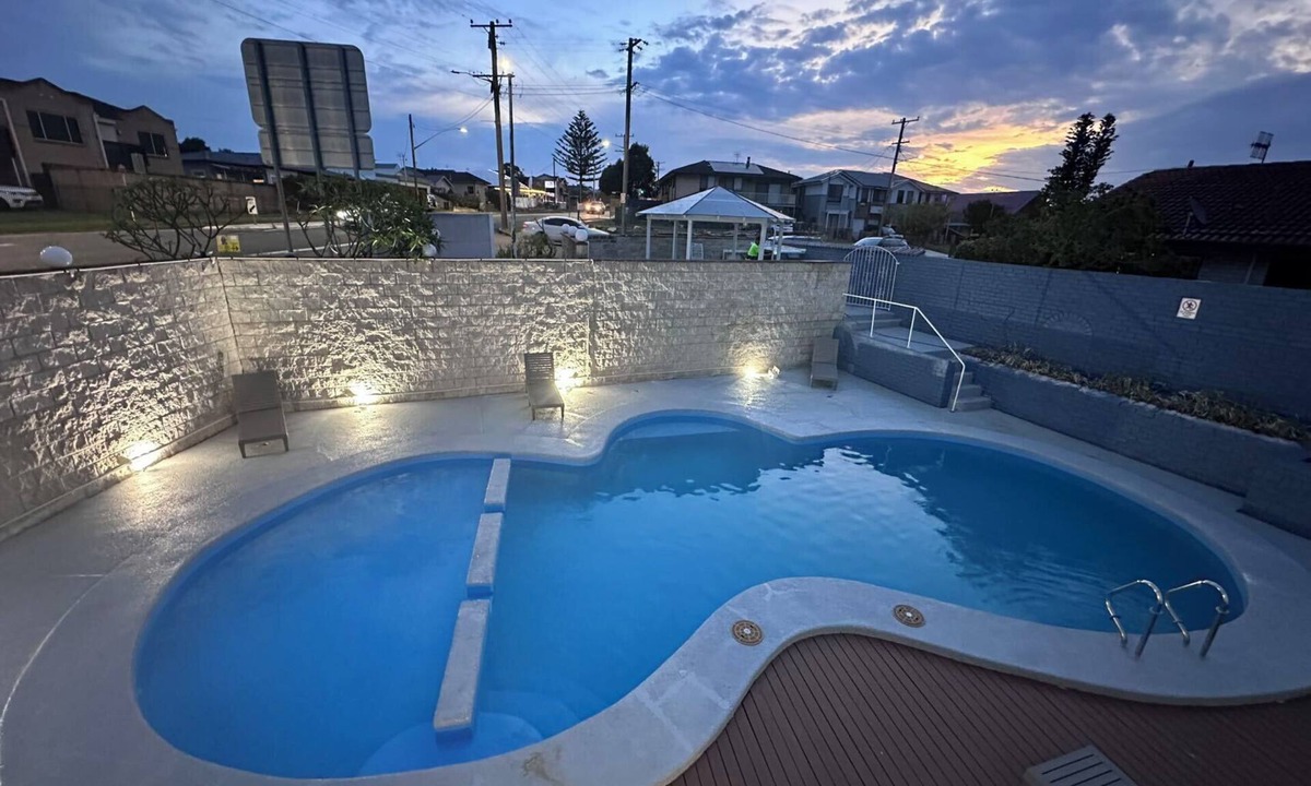 Long Jetty Hotel | Venus Resort