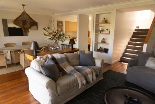 Pokolbin Villa | Villa 3br Tempranillo Villa located within Cypress Lakes Resort
