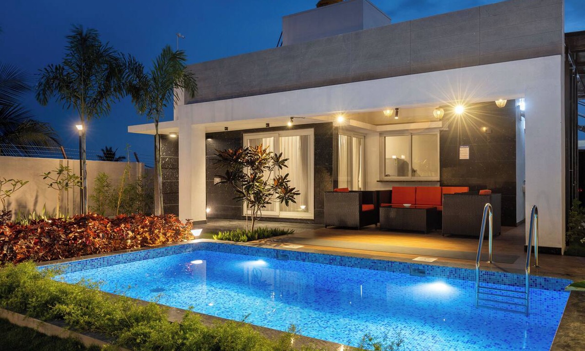 Hosur Apartment | Villa Amber by Stayjade Pool 1hr HSR Hosur
