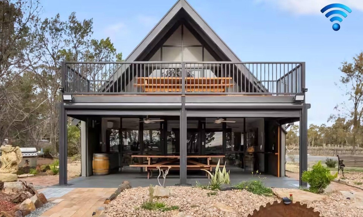 Tanunda House | Vineyard Accommodation – countryside escape