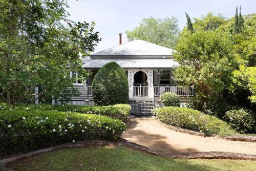 North Maleny House | Waterfall Lodge Maleny