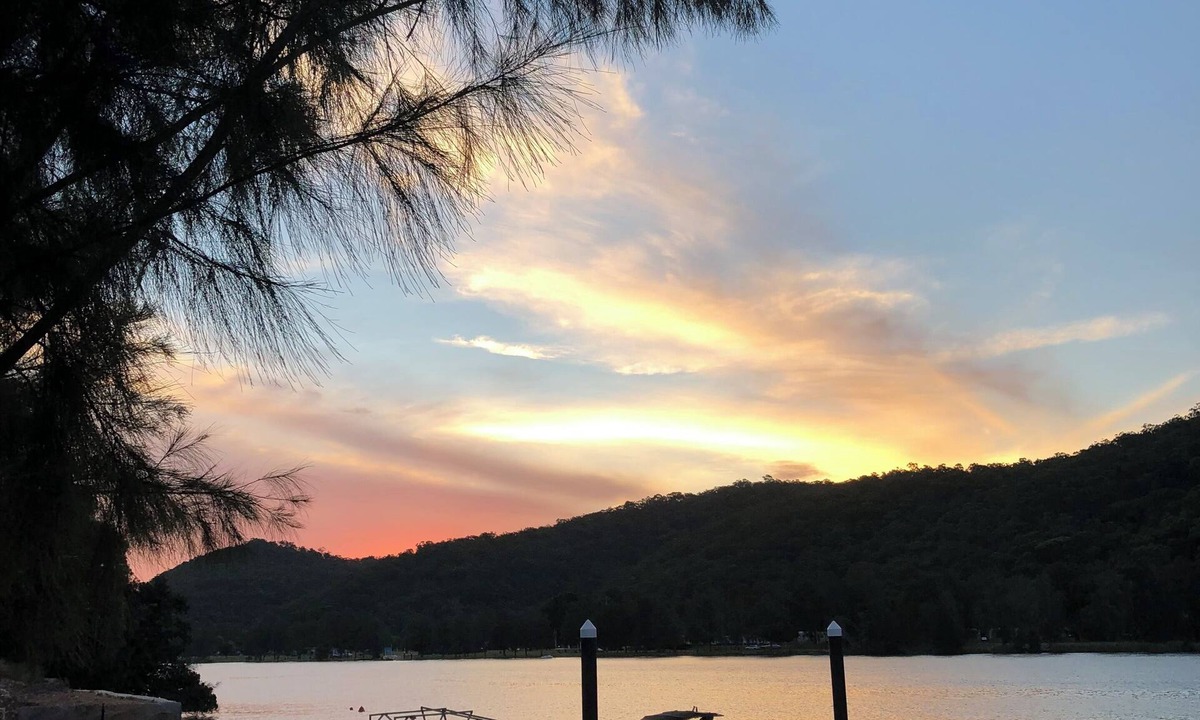 Wisemans Ferry Cabin | Waterfront Double-Cabin Family Retreat