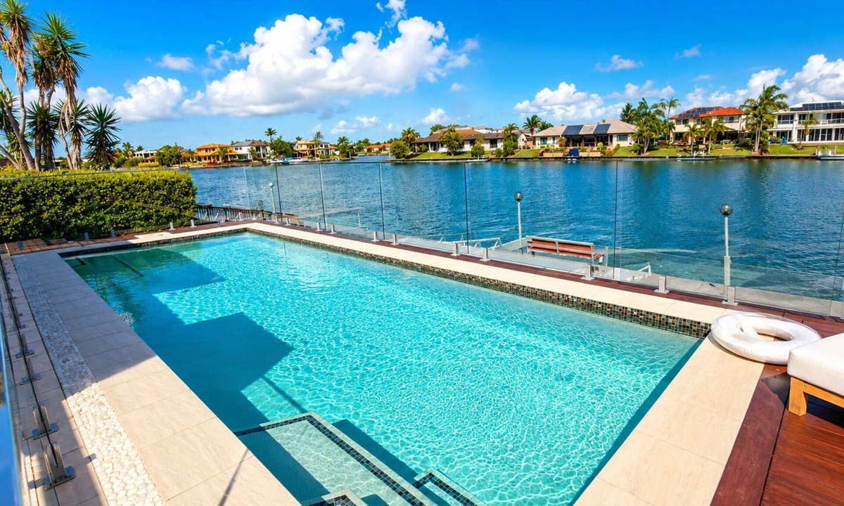 Helensvale House | Waterfront Home with Pool