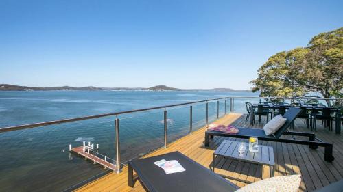 Point Clare House | Waters Edge - Point Clare - Pool , Spa, Private Jetty