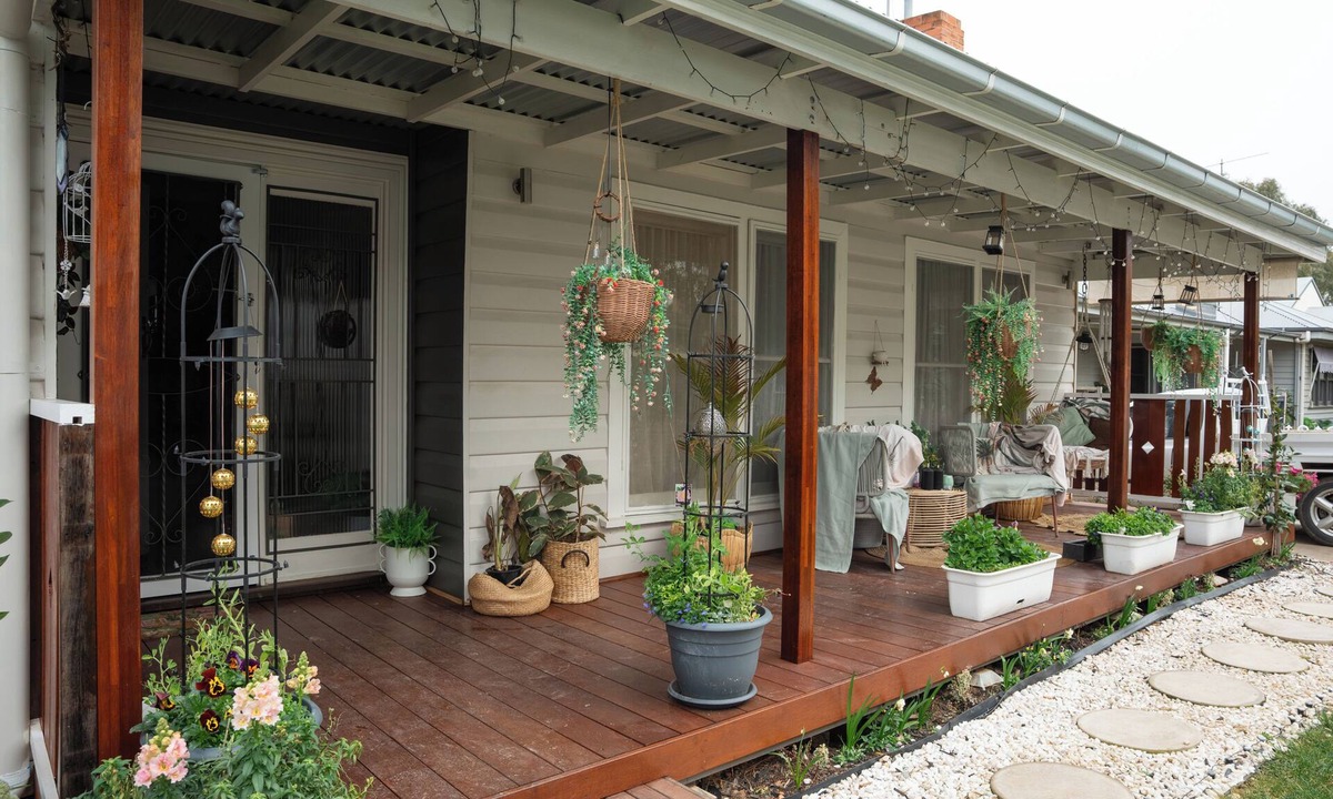 Echuca House | Whole family house. Sleeps 14. Pets welcome