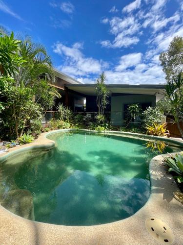 Horseshoe Bay House | Windspray