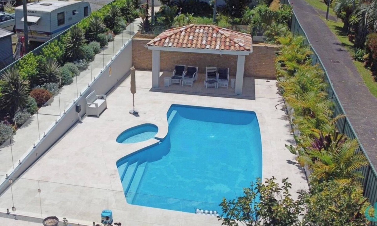 Brightwaters House | WishStay Waterfront Luxury Retreat,- private pool