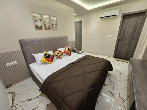 Agra House | Zipcode Stay
