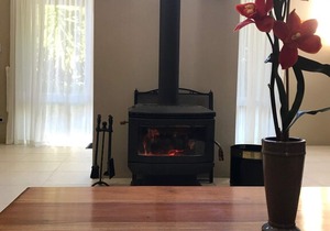 Busselton Break - Modern holiday home near the beach