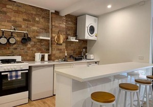 Gorgeous studio 2 minutes from the heart of Subiaco