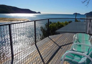 Patonga Beach Bach