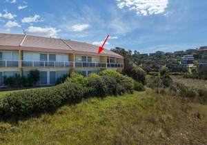 Retreat Beside The Beach - Unit Five