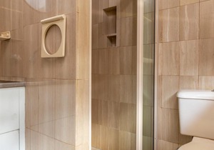Retreat Beside The Beach - Unit Four