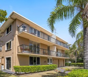 Lawson Street Clarkes Beach 