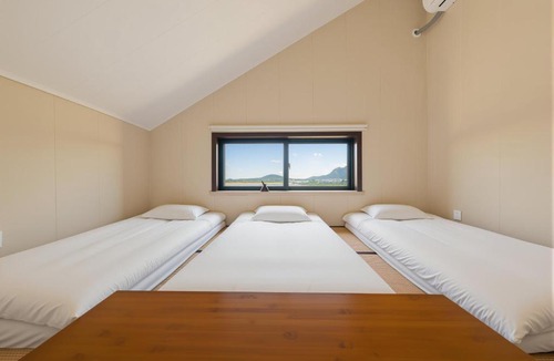 Laoshan Villa | 崂山石院