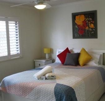 Noosaville Apartment | 1 Aarons Villa