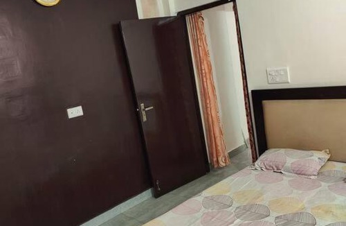 Greater Noida Apartment | 12th Floor, Entire 2bhk with car parking