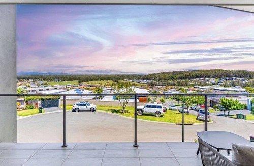 Forster House | 15 Jonathan Place: 4 BR, 3 BA House in Forster , Sleeps 7