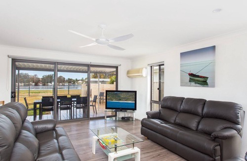 Tuncurry House | 18 Rest Point Parade, A Beautiful Waterfront Family Friendly Home!